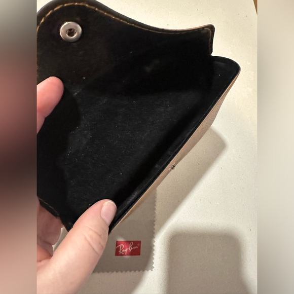 Ray-Ban Classic Aviators - Gold frame/green lenses. - Picture 4 of 12